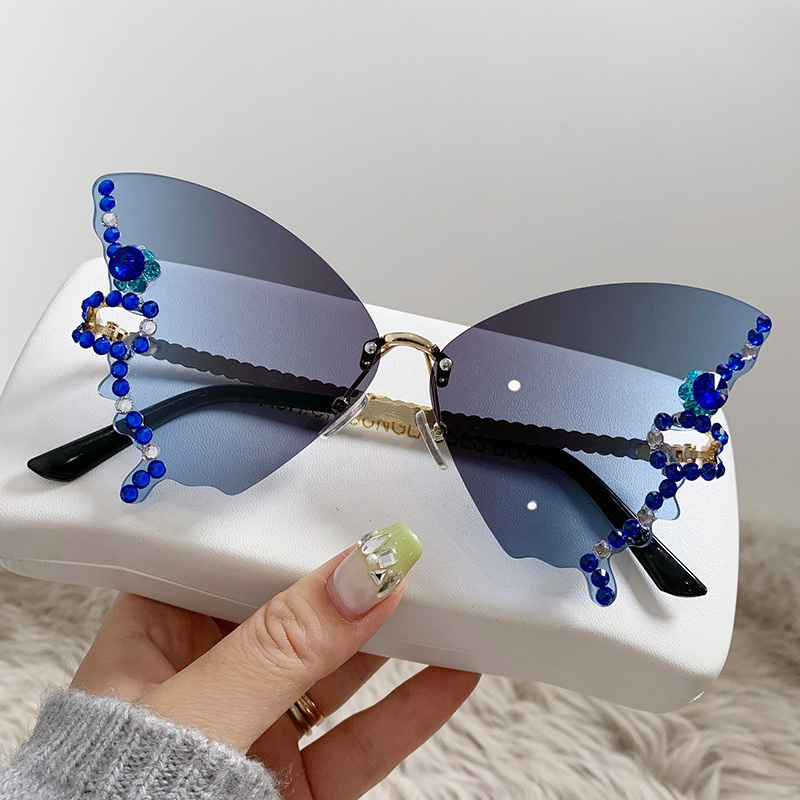 Individually Butterfly Shaped Diamond Rimless Sunglasses