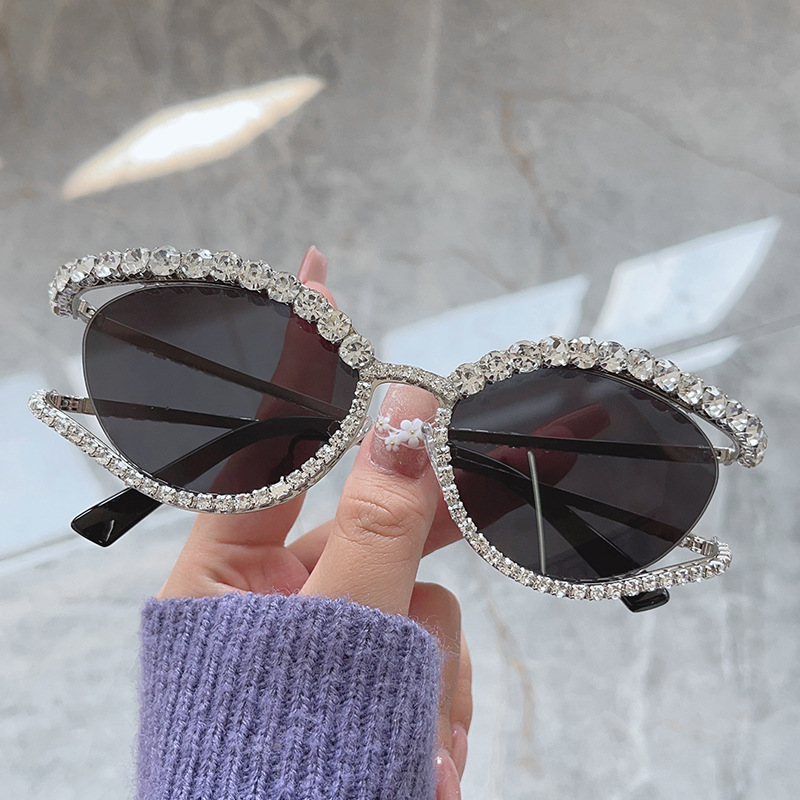 Luxury Small Oval Crystal Cat Eye Shades Sunglasses