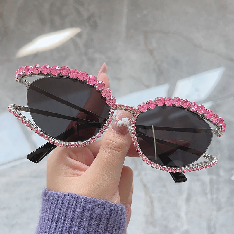 Luxury Small Oval Crystal Cat Eye Shades Sunglasses