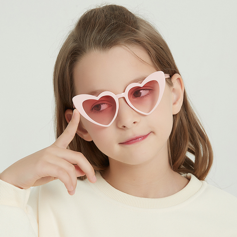 Comfortable Little Girl Kids Heart Shaped Baby Sunglasses