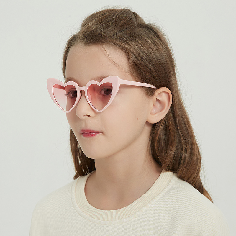 Comfortable Little Girl Kids Heart Shaped Baby Sunglasses