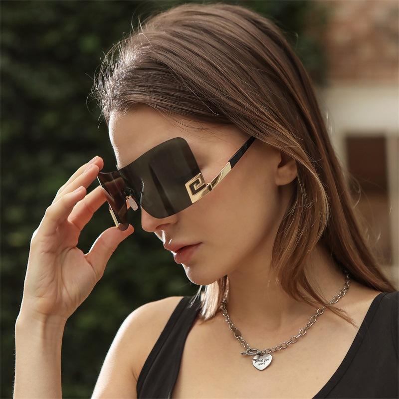 Fashion Large Frame One Piece Rimless Sunglasses